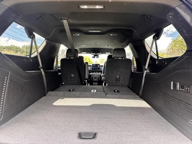 2023 Chevrolet Suburban 4WD Premier