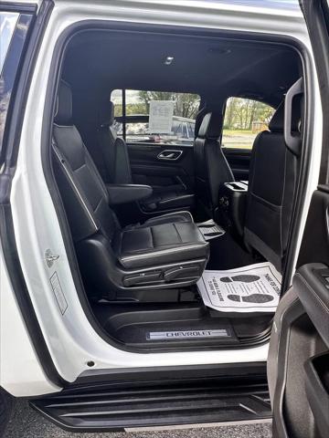 2023 Chevrolet Suburban 4WD Premier
