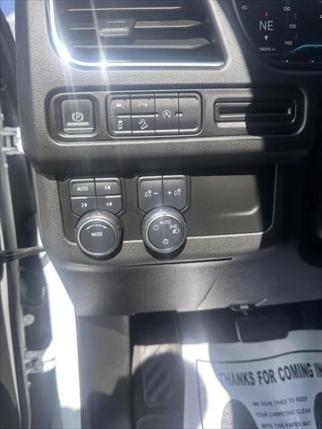 2023 Chevrolet Suburban 4WD Premier