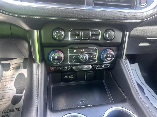 2023 Chevrolet Suburban 4WD Premier