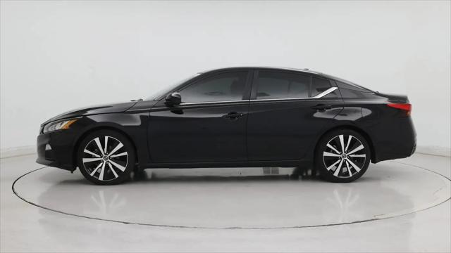 2022 Nissan Altima SR FWD