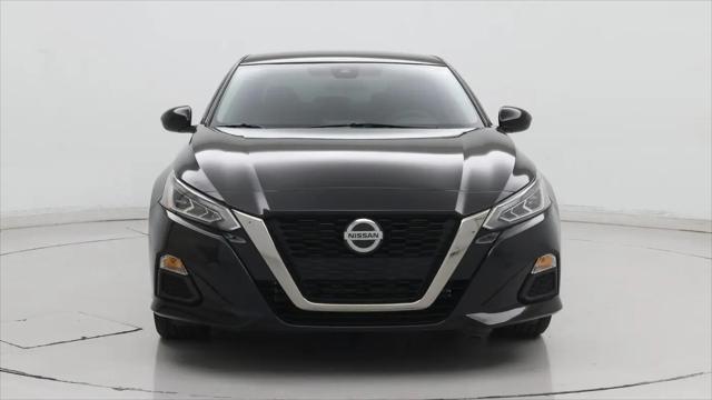 2022 Nissan Altima SR FWD