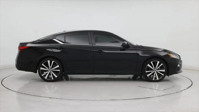 2022 Nissan Altima SR FWD