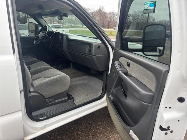 2003 Chevrolet Silverado 2500HD LS