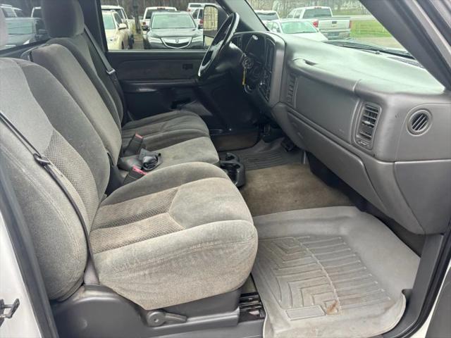 2003 Chevrolet Silverado 2500HD LS