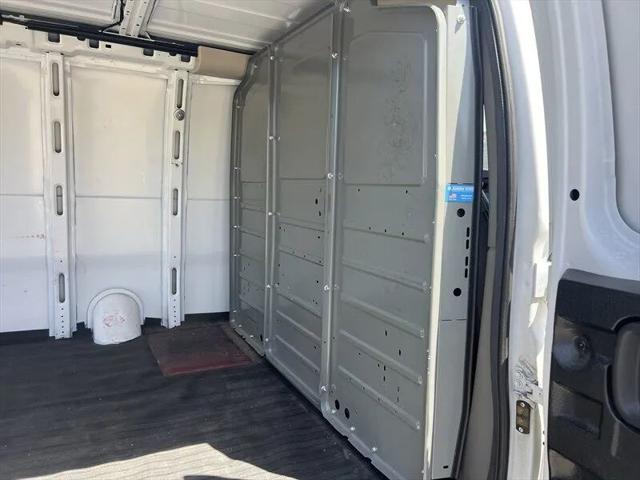 2023 GMC Savana Cargo RWD 2500 Regular Wheelbase Work Van
