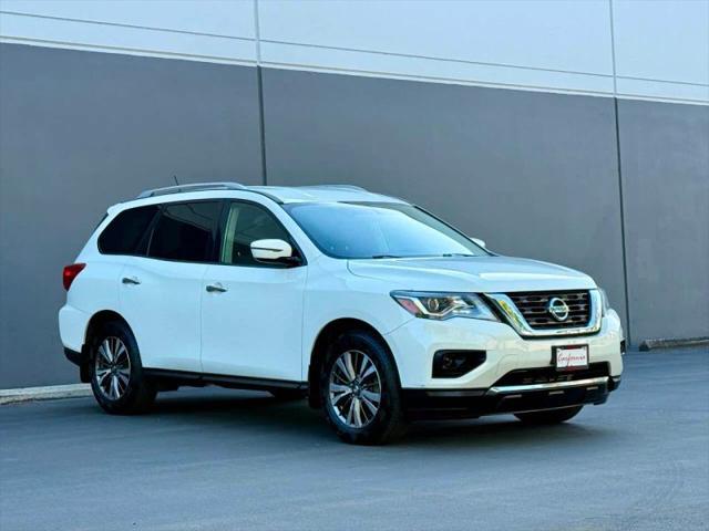 2018 Nissan Pathfinder S