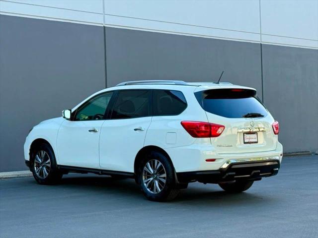 2018 Nissan Pathfinder S