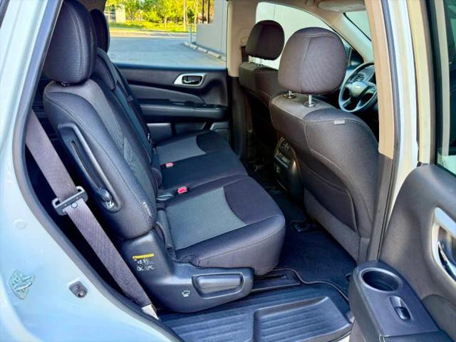 2018 Nissan Pathfinder S