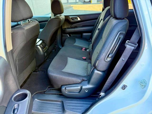 2018 Nissan Pathfinder S