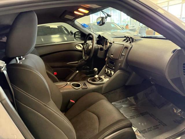 2020 Nissan 370Z Base 6-Speed Manual