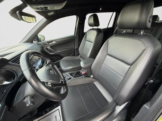 2020 Volkswagen Tiguan 2.0T SE R-Line Black