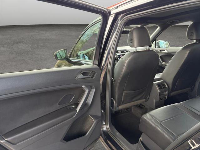 2020 Volkswagen Tiguan 2.0T SE R-Line Black