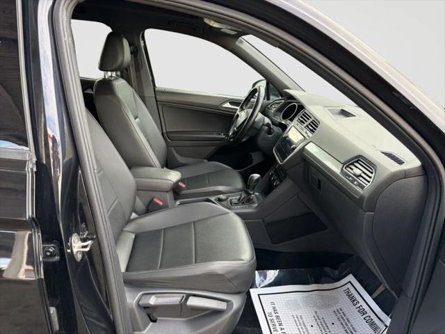 2020 Volkswagen Tiguan 2.0T SE R-Line Black