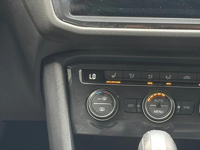 2020 Volkswagen Tiguan 2.0T SE R-Line Black