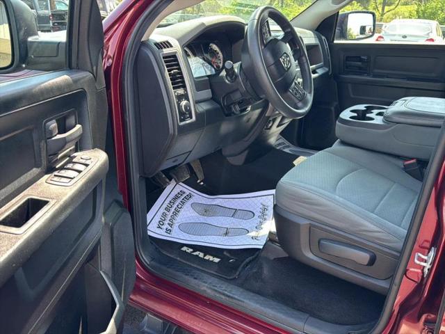 2018 Ram 1500 Express Quad Cab 4x4 6'4" Box