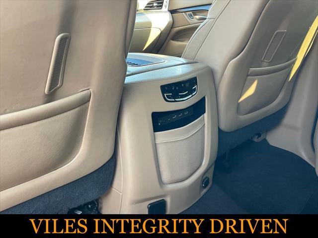 2019 Cadillac Escalade ESV Platinum