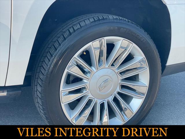 2019 Cadillac Escalade ESV Platinum