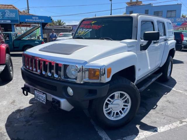 2009 HUMMER H3 Base
