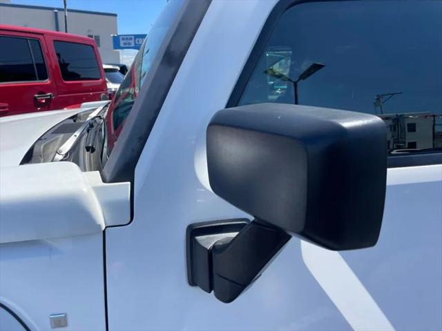 2009 HUMMER H3 Base