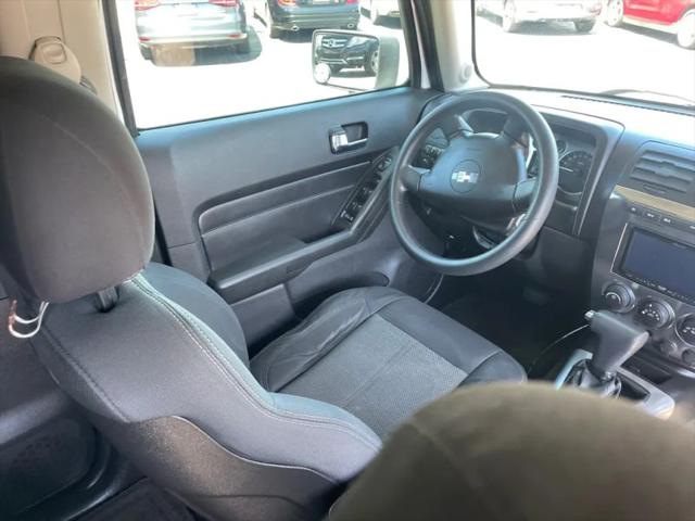 2009 HUMMER H3 Base