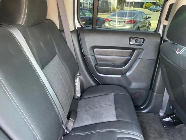 2009 HUMMER H3 Base