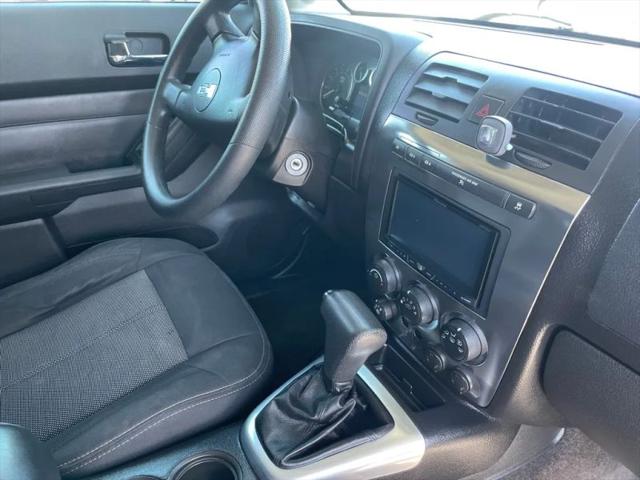 2009 HUMMER H3 Base