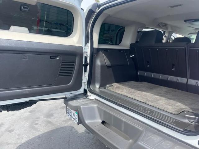 2009 HUMMER H3 Base