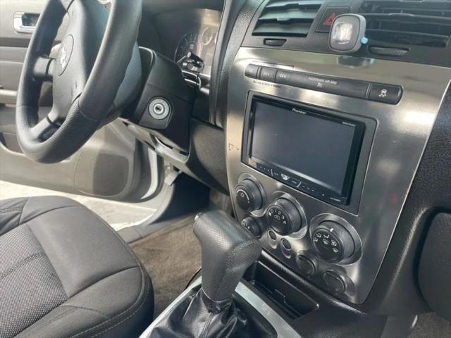 2009 HUMMER H3 Base