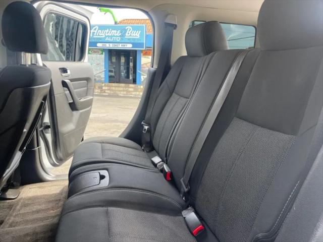 2009 HUMMER H3 Base