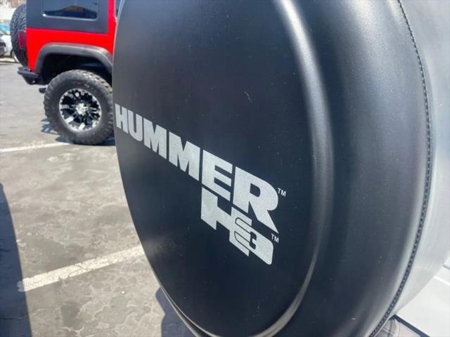 2009 HUMMER H3 Base