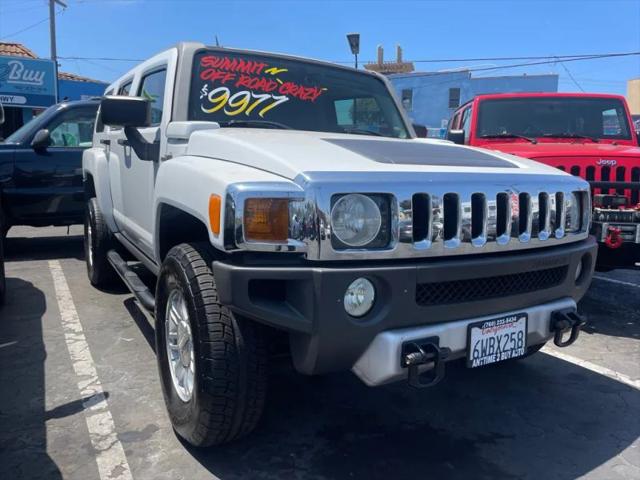 2009 HUMMER H3 Base