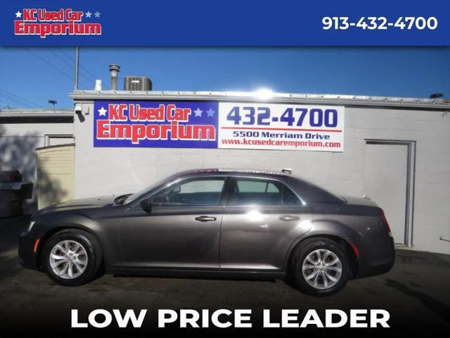 2015 Chrysler 300 Limited for sale in Merriam, KS