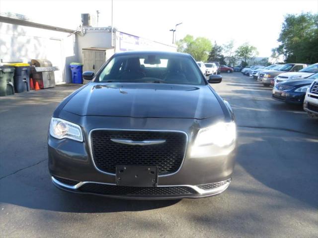 2015 Chrysler 300 Limited