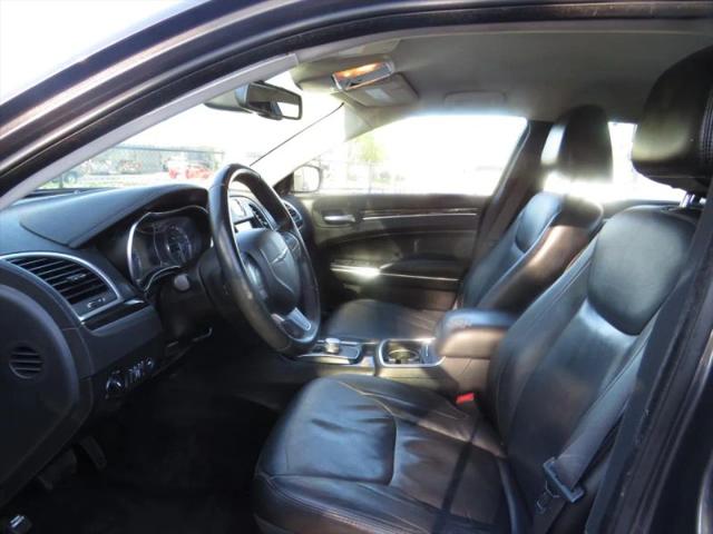 2015 Chrysler 300 Limited