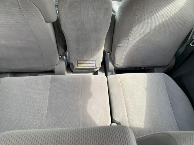 2019 Toyota Sienna LE 8 Passenger