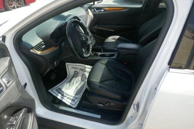 2015 Lincoln MKC Base