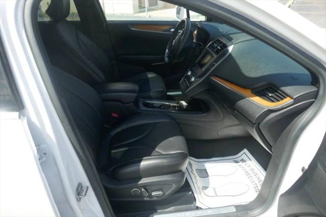 2015 Lincoln MKC Base