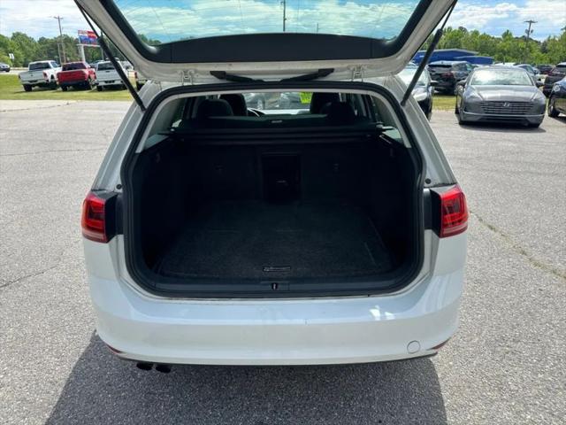 2017 Volkswagen Golf SportWagen TSI SE
