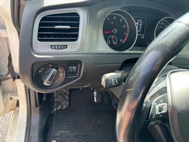 2017 Volkswagen Golf SportWagen TSI SE