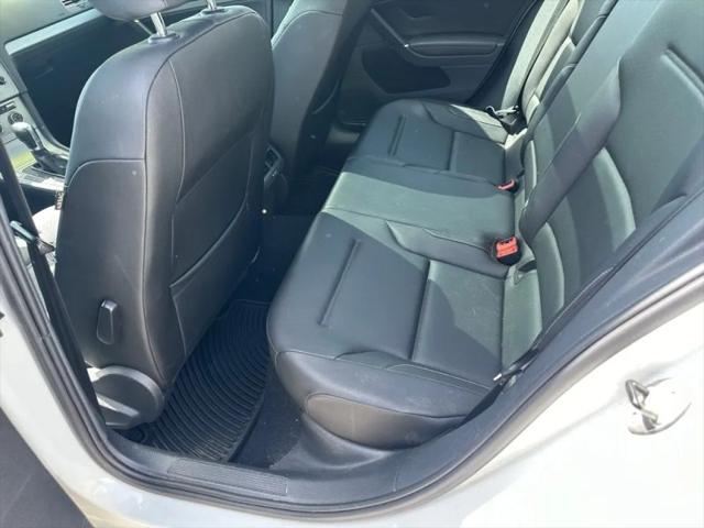 2017 Volkswagen Golf SportWagen TSI SE
