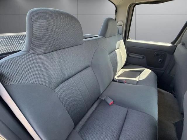 2003 Nissan Frontier XE-V6
