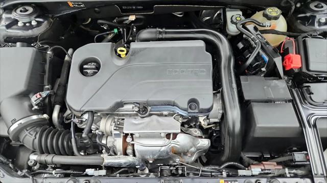 2022 Chevrolet Malibu FWD 1FL