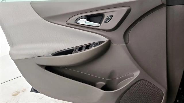2022 Chevrolet Malibu FWD 1FL