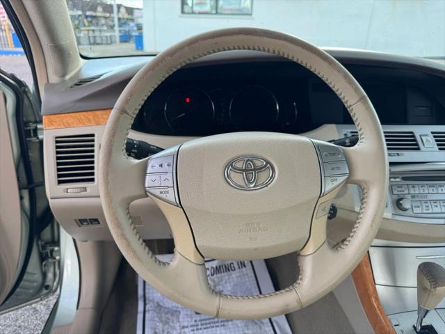 2005 Toyota Avalon XL