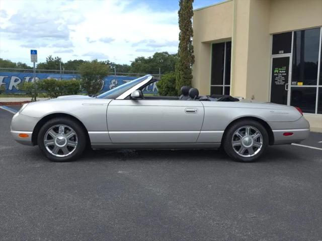 2005 Ford Thunderbird Deluxe