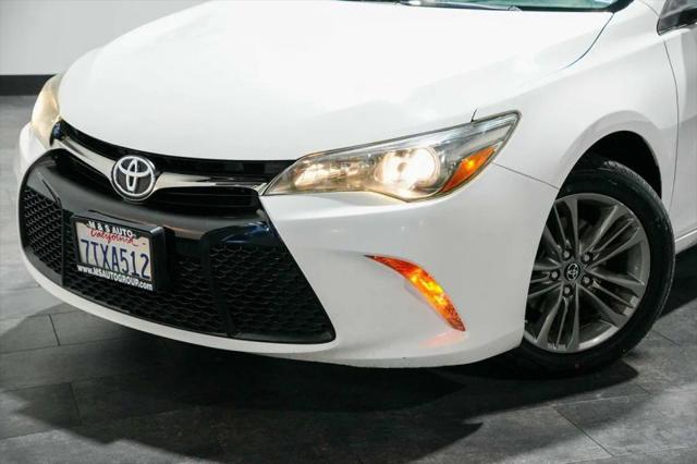2017 Toyota Camry SE