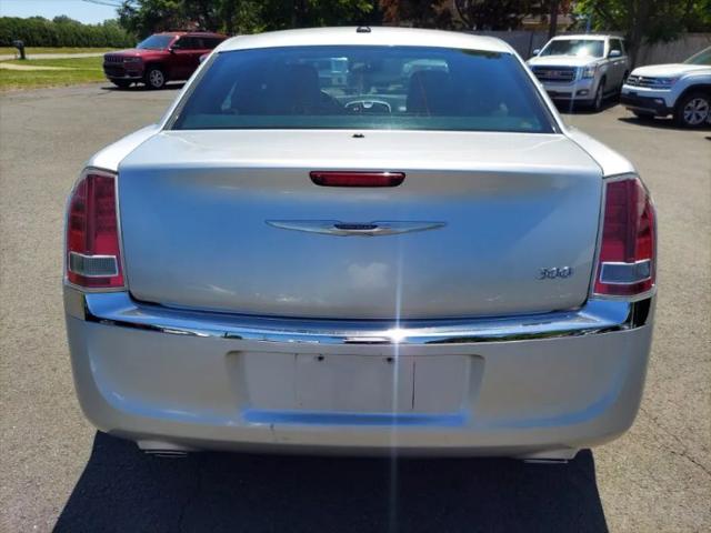 2012 Chrysler 300 Limited