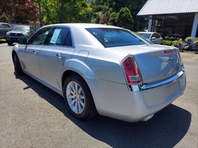 2012 Chrysler 300 Limited