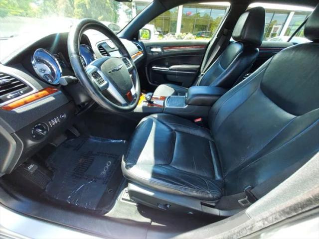2012 Chrysler 300 Limited